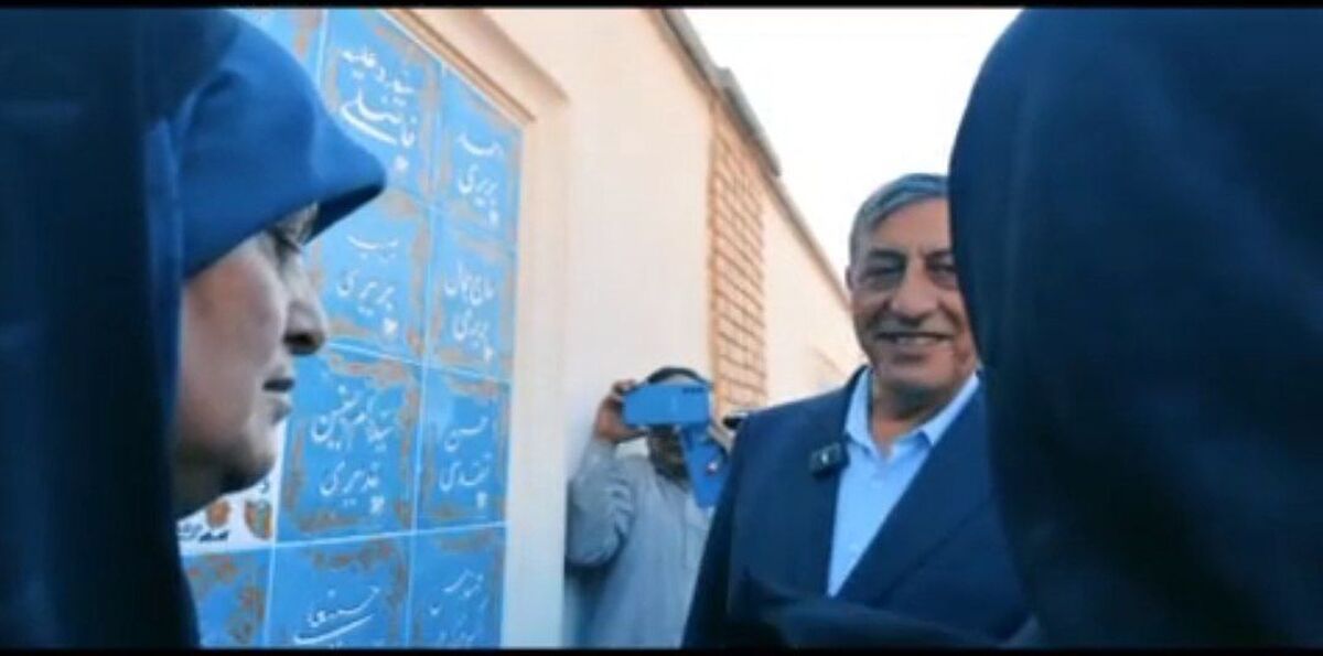 افتتاح مدرسه ۱۵ کلاسه شهید مهدی هادی زنجان با حضور معاون اجرایی رئیس‌جمهور/ قائم‌پناه: ۱۱ هزار کلاس درس با مشارکت مردم هوشمندسازی شده است