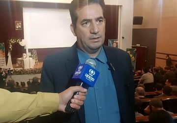  دیدار با خانواده های شهدای معلم در هفته معلم