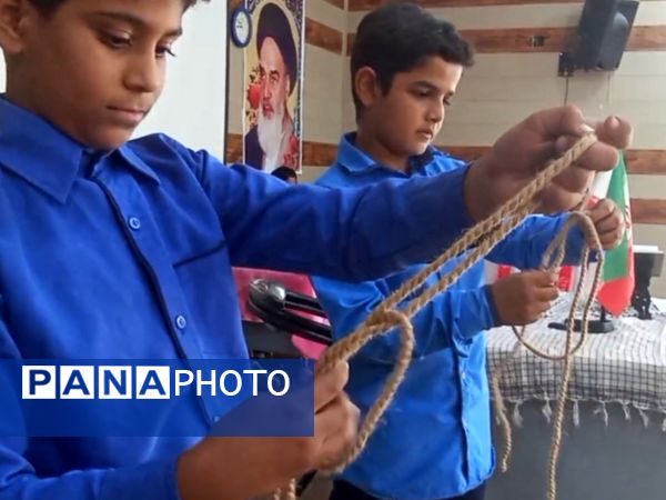 کارگاه معرفی سازمان دانش‌آموزی حاجی‌آباد