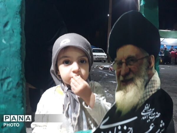 حضور فعال موکب «مهد آدینه» ستاد نماز جمعه در جشن‌های عید غدیر تویسرکان