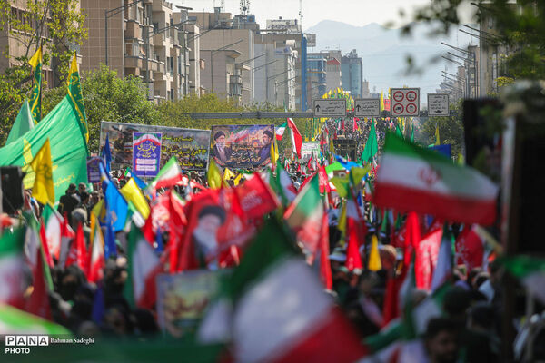 رزمایش جان‌فدایان ایران
