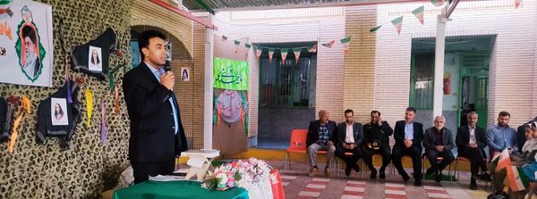 یادواره شهدای «لاله های روشن» حاجی‌آباد