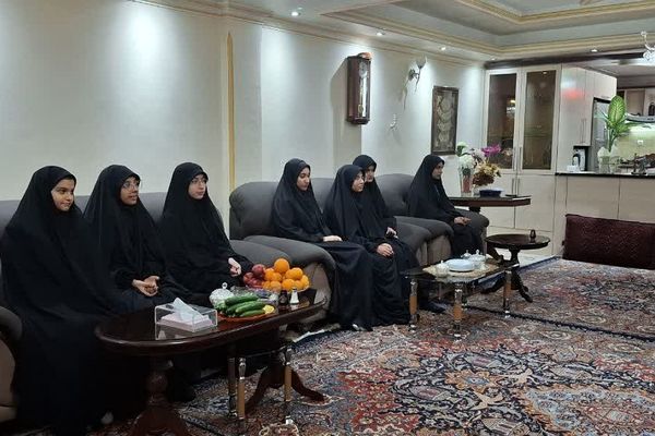 بیعت دانش آموزان دبیرستان منتصرین شاهد شهرستان ورامین شهدا 