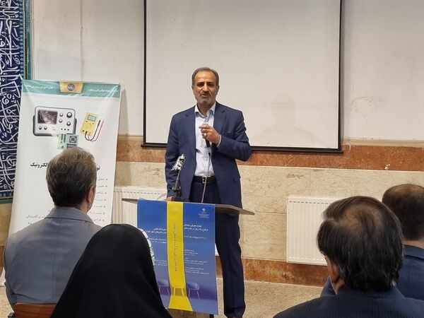 افتتاح نمایشگاه قطبی هنرستان‌های شهر تهران