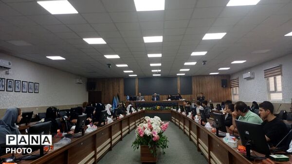 تجلیل از دانش‌آموزان برتر جشنواره نوجوان سالم