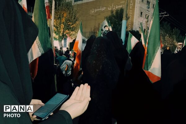  لردگان یک صدا و یک‌دل، جانم فدای رهبر