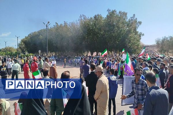 حضور  پرشور مردم بوموسی در راهپیمایی ۲۲بهمن 