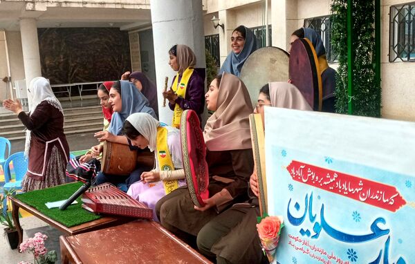 جشن روز مازندران در مدرسه شهید بهداشت قائمشهر
