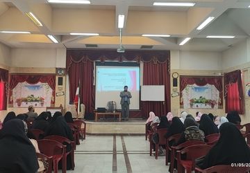 نخستین گام‌های خبرنگاری، دانش‌آموزان ناحیه ۵ در کارگاه خبرنویسی