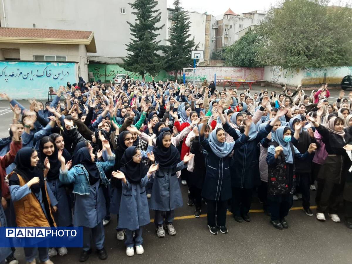 جشن روز مازندران در مدرسه شهید بهداشت قائمشهر