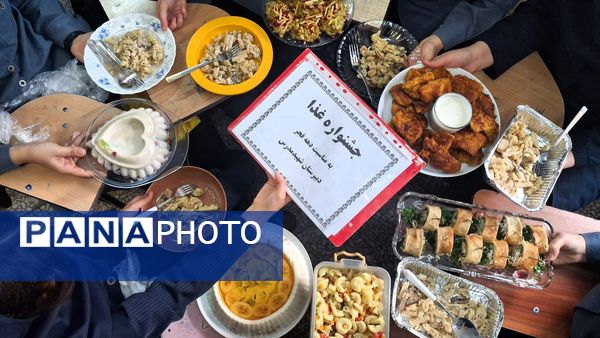 جشنواره غذا دهه فجر در مدرسه مدرس تبریز 