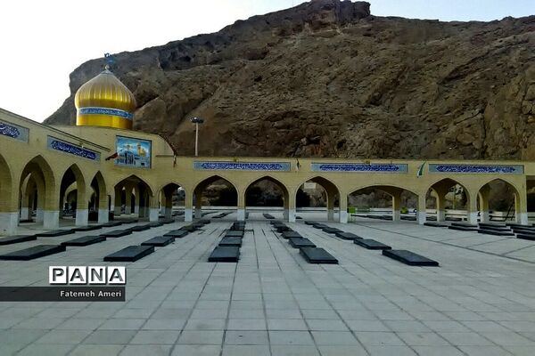 امام زاده پیرمراد (ع) و آرامگاه شهدای دفاع مقدس‎ داراب