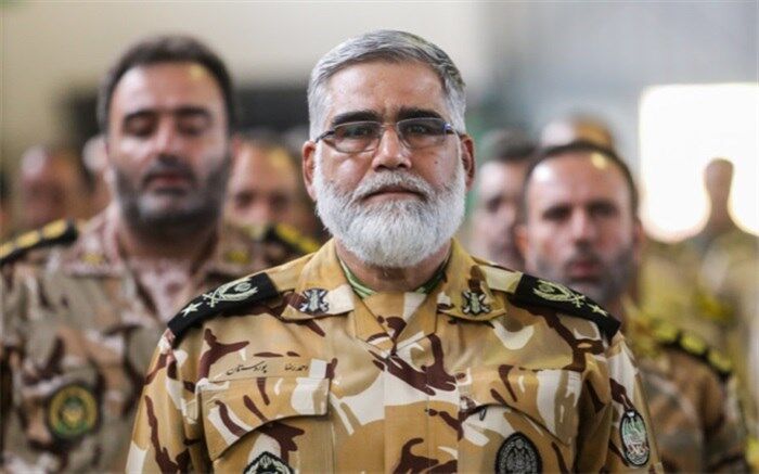 امیر پوردستان:دشمن از طریق تحریم ها می خواهد بین مردم و حاکمیت فاصله بیندازد
