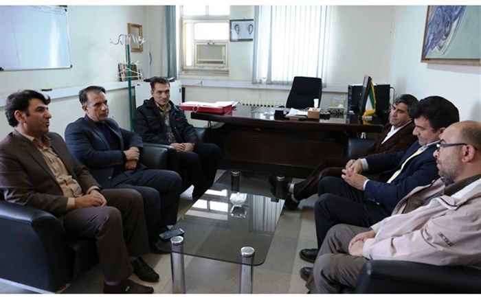 حوزه هنری مرجع مناسب برای حضور هنرمندان است