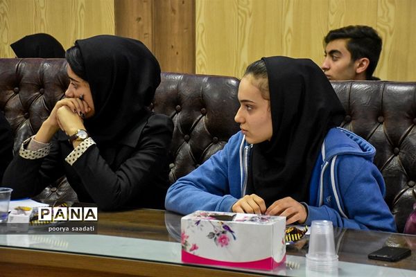 گفت وگوی صمیمی پانا با «محمد رنگساز»مستند ساز برتر سال 96