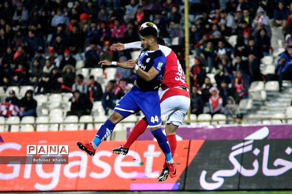 دیدار تیم‌های  پرسپولیس تهران  و  استقلال خوزستان