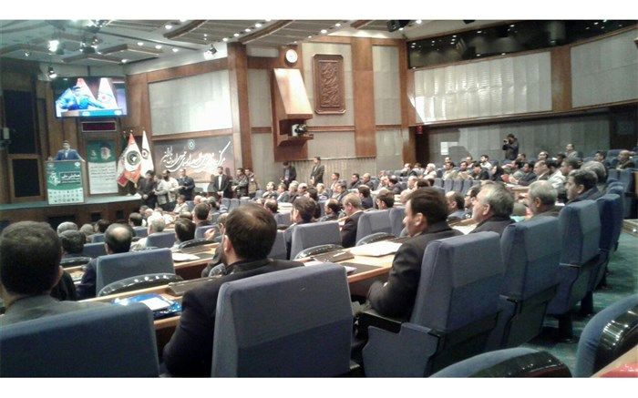 همایش ملی علوم و معارف دفاع مقدس در آموزش و پرورش با حضور وزیر در حال برگزاری است