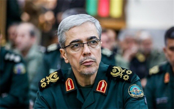 سرلشکر باقری: جریان فرهنگی جهان  امروز  در حال نبرد است