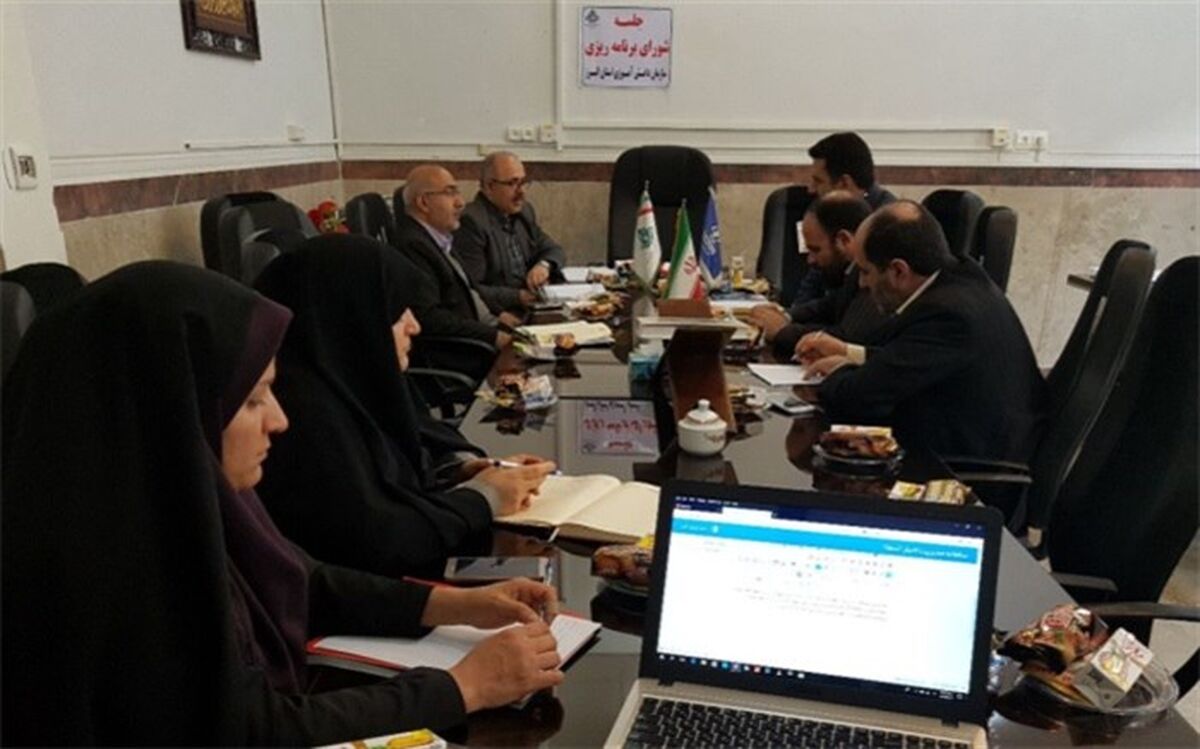 نشست فصلی شورای برنامه ریزی سازمان دانش آموزی البرز در حال برگزاری است