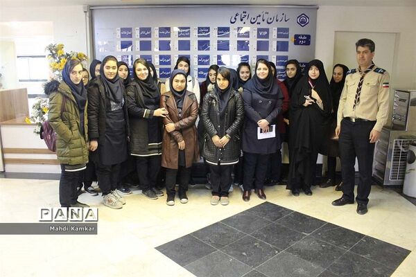 بازدید دانش آموزان پیشتاز آذربایجان شرقی از سازمان تامین اجتماعی