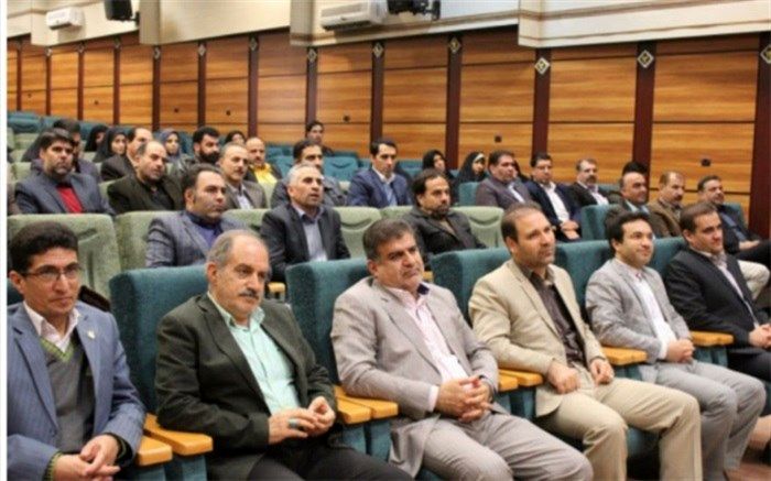 برگزاری جلسه  مدیران مدارس دماوند در جوار حرم عبدالعظیم حسنی(ع)