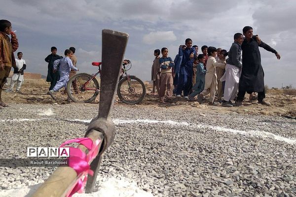 کلنگ زنی مدرسه 12 کلاسه شهدای ایران خودرو  در منطقه لار ناحیه یک زاهدان