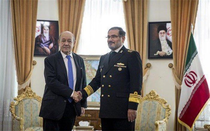 شمخانی: حضور تروریست‌های مخالف ایران در فرانسه مقوم توسعه روابط دو کشور است