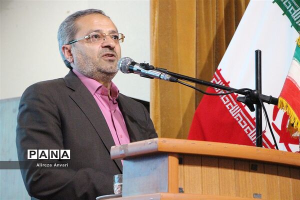 همایش تجلیل از فعالان عرصه تربیت مازندران