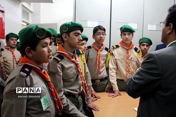 بازدید دانش آموزان از تامین اجتماعی شهرستان بیرجند