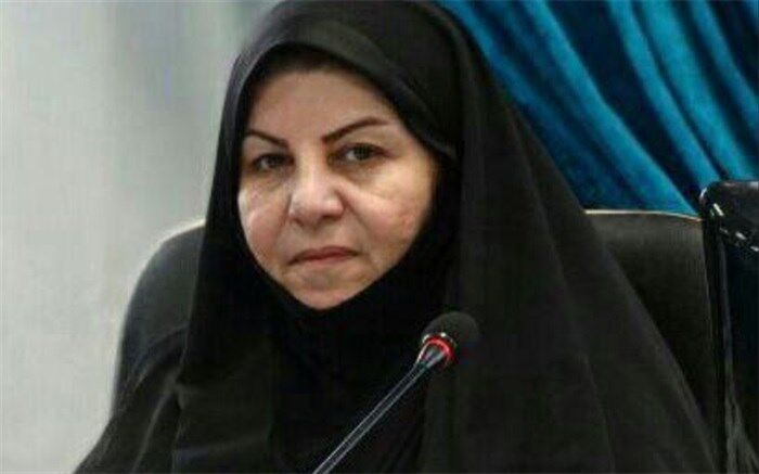 زن مسلمان با حفظ حجاب برای ارتقاء معنویت و افزایش آگاهی وبصیرت جامعه گام برمی‌دارد