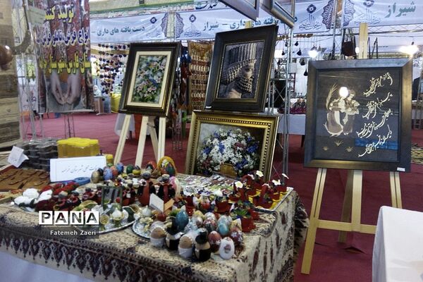 دومین نمایشگاه صنایع دستی ریحانه النبی  در شهرستان مهر استان فارس