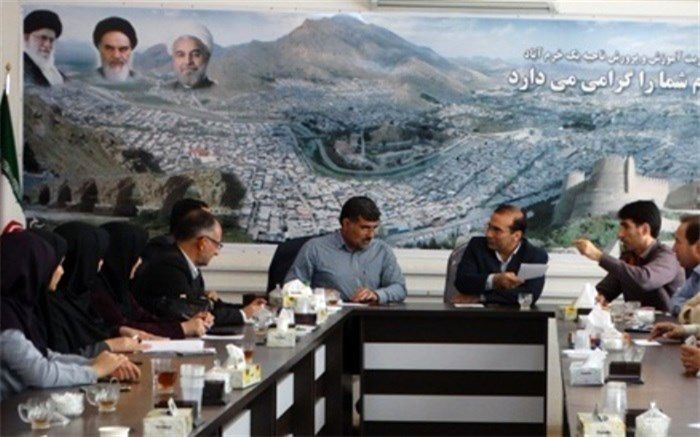 مهارت آموزی به دانش آموزان و پرهیز از نگاه تک بعدی به تربیت ضرورتی انکار ناپذیر است