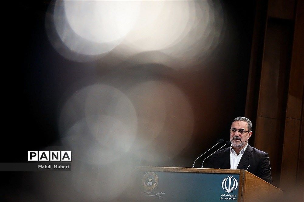 قول وزیر آموزش و پرورش برای بهبود وضعیت مدارس لار زاهدان