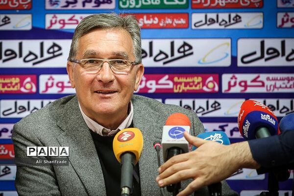کنفرانس خبری مربیان پیش از دیدار دربی