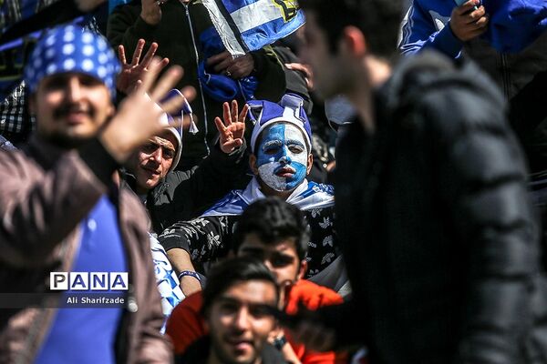 تماشاگران دربی 86
