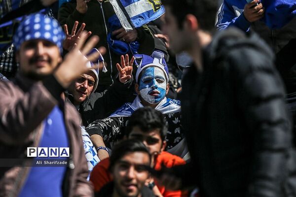 تماشاگران دربی 86