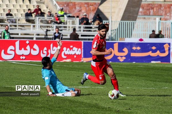 تراکتورسازی ۰_۱ پیکان