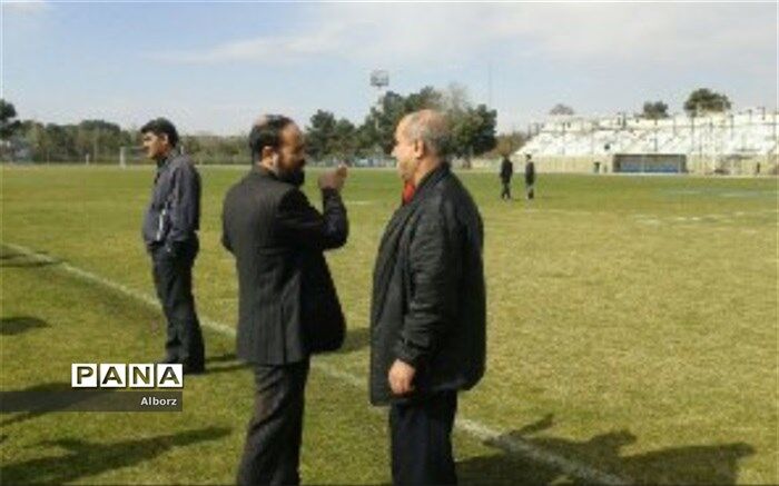 بازدید معاونت پرورشی و تربیت بدنی ناحیه دو کرج و فردیس از مسابقات دو و میدانی