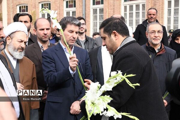 آیین باشکوه تشییع پیکر مطهر ۴ شهید گمنام دوران دفاع مقدس