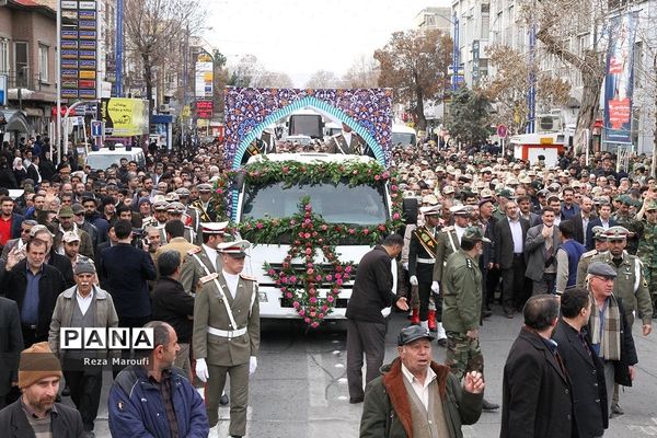آیین باشکوه تشییع پیکر مطهر ۴ شهید گمنام دوران دفاع مقدس