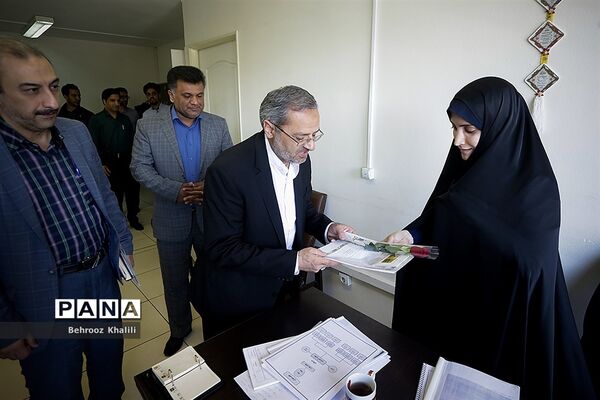 قدردانی معاون پرورشی و فرهنگی وزارت آموزش و پرورش از کارکنان زن سازمان دانش آموزی