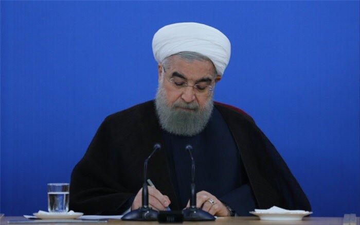 روحانی ۵ عضو هیأت امنای کتابخانه‌های عمومی کشور را منصوب کرد