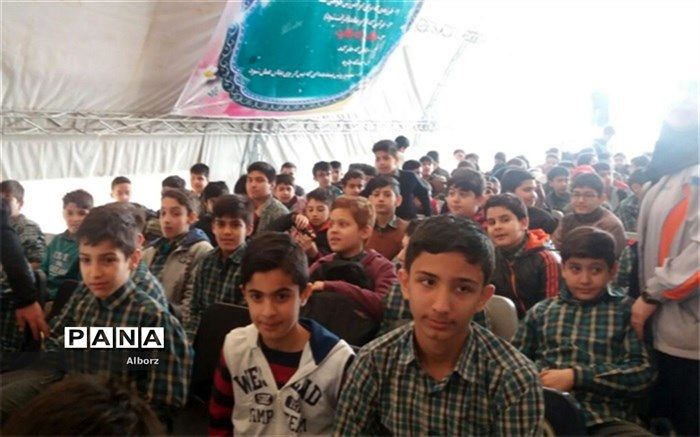 برگزاری اولین سالگرد ثبت ملى باغ سیب کرج با حضور دانش آموزان کرجى