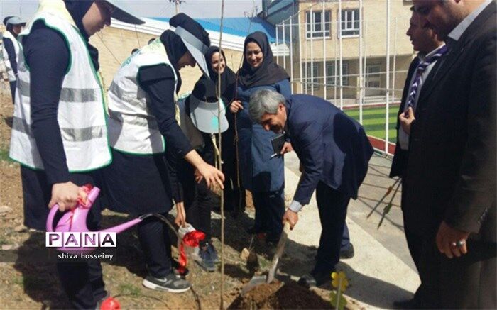 برگزاری جشن تولد زمین در کردستان