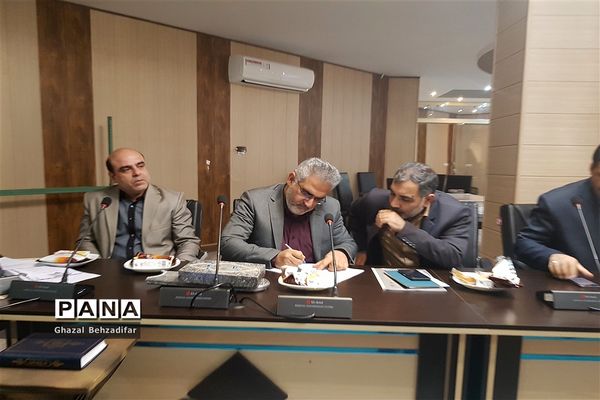 گزارش تصویری انتخابات  شورای دانش آموزی و نهمین دوره مجلس دانش آموزی دختران  استان البرز