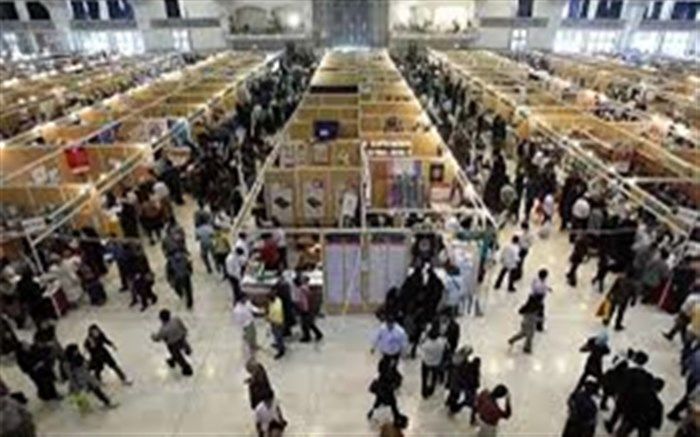 توزیع برنج ، گوشت و تخم مرغ و مرغ با نرخ مصوب در نمایشگاه بهاره  اهواز