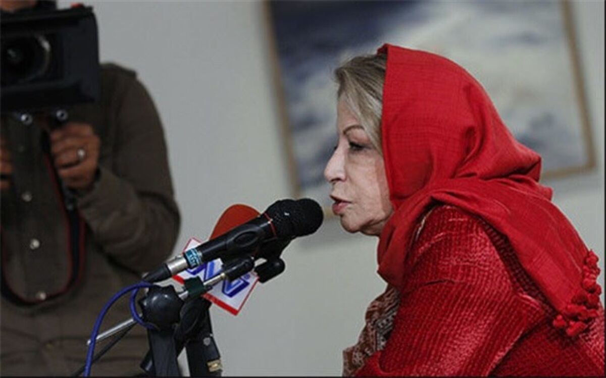 حضور« ایران درودی» در صحن شورای شهر تهران