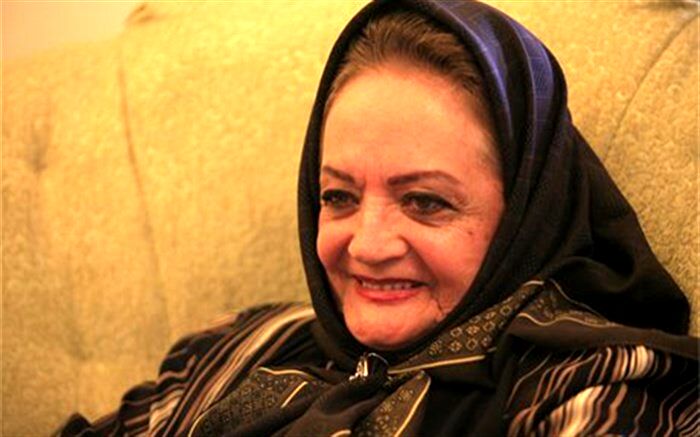 انتقاد فرزند شهلا ریاحی از یک بی‌اخلاقی