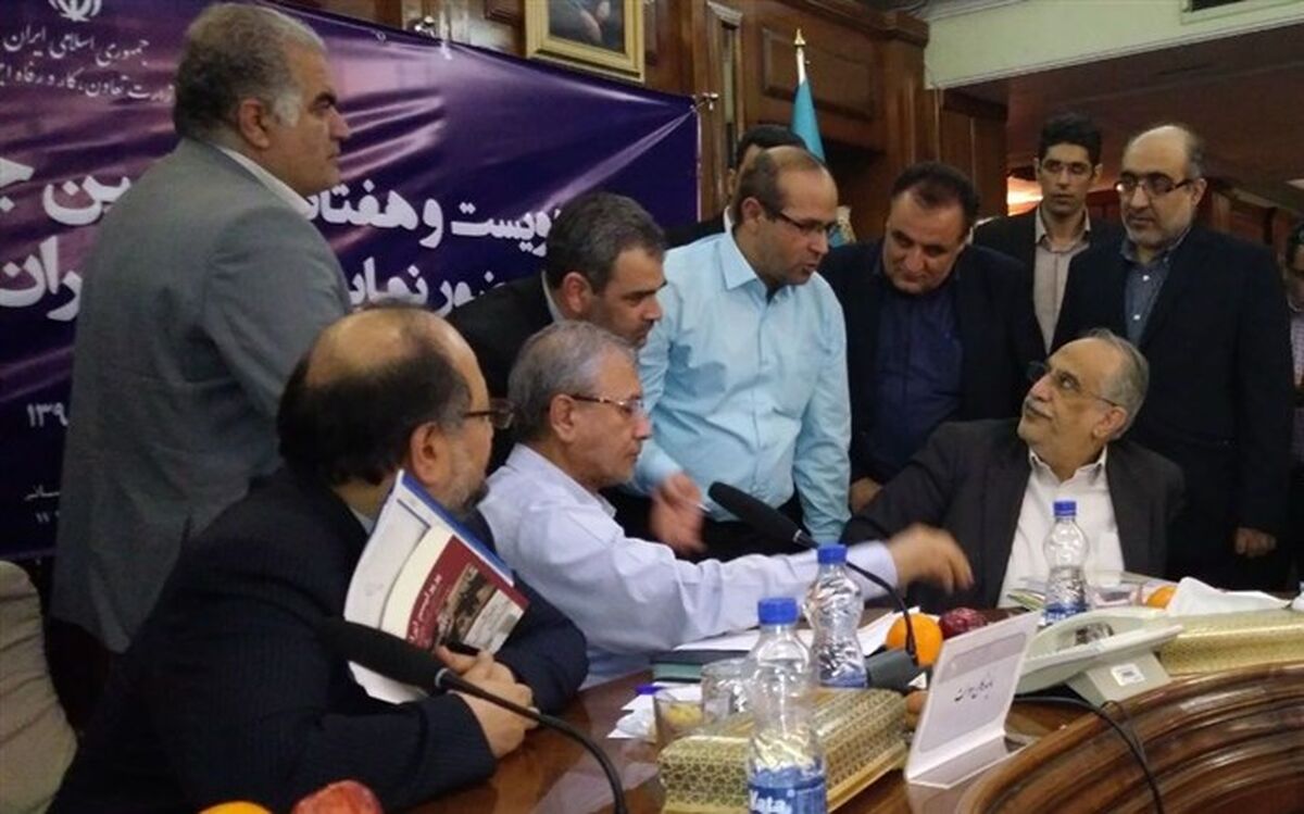 طولانی‌ترین مذاکرات سال؛ تعیین دستمزد 97 همچنان در هاله‌ای از ابهام
