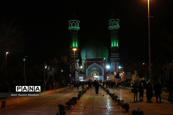 لحظه تحویل سال در جوار امامزادگان